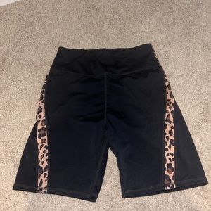 Cheetah stripe biker shorts